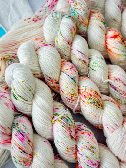 Color Cube Yarn Club | April 2026 | Lofty Sock