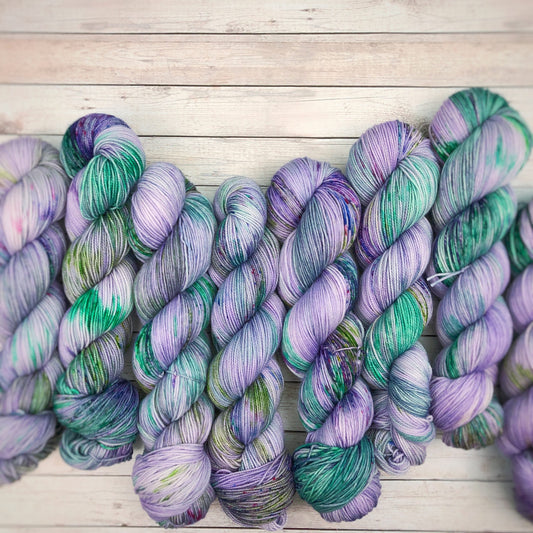 Wisteria Lane | Glitz - Lofty Loops Yarns